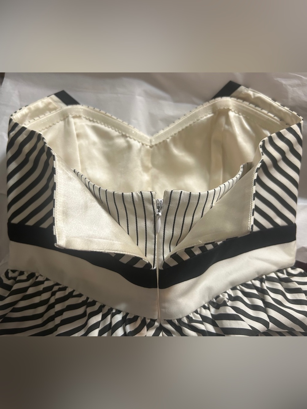 Alice + Olivia Strapless Fit Flare Mini Dress Black White Stripe 2 - Picture 6 of 10
